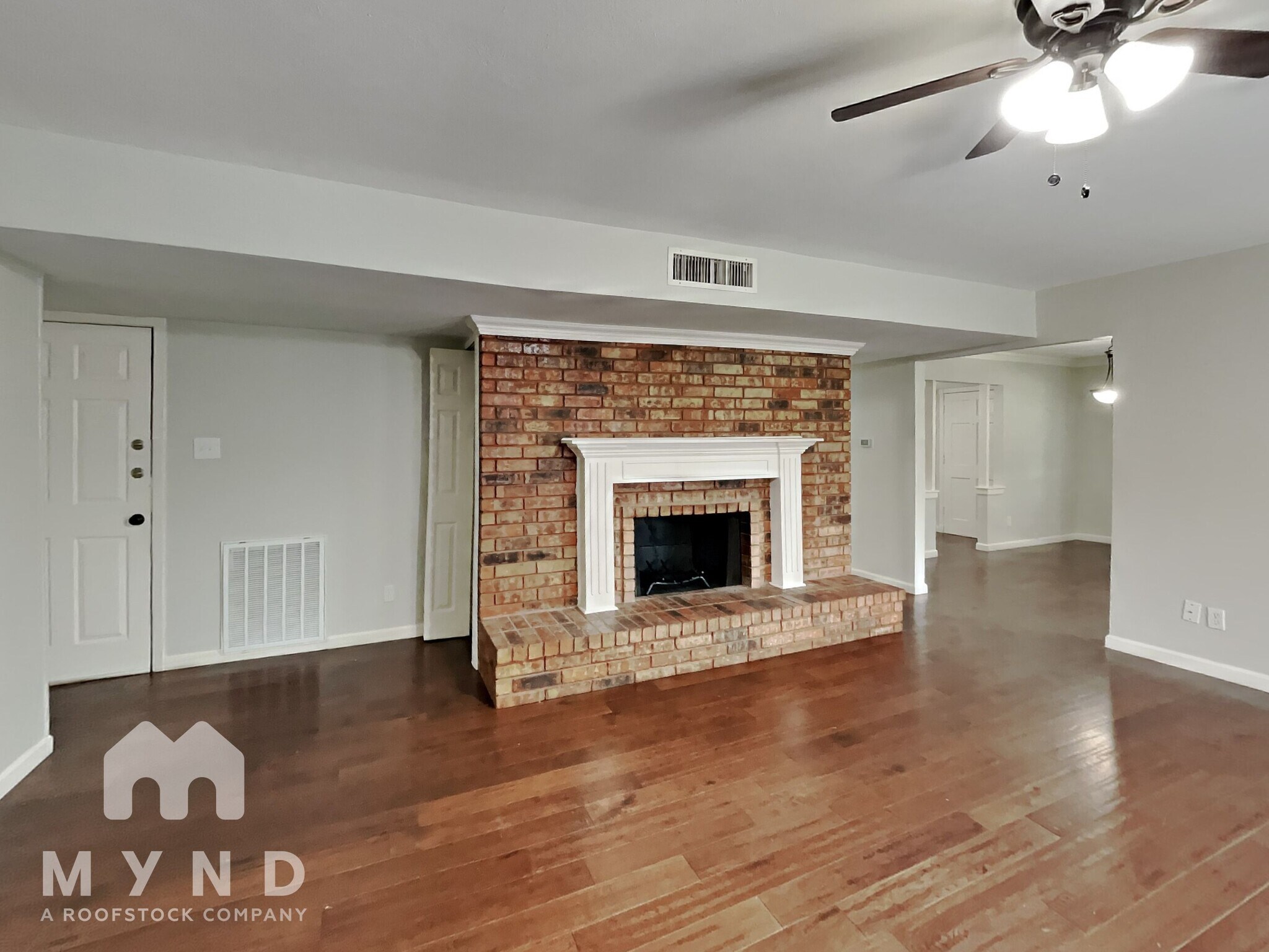 Building Photo - 8814 Miami Dr