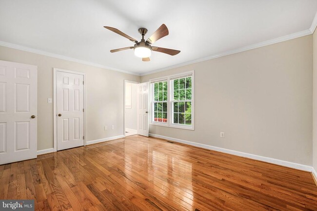 Building Photo - 11821 Sinclair Ln