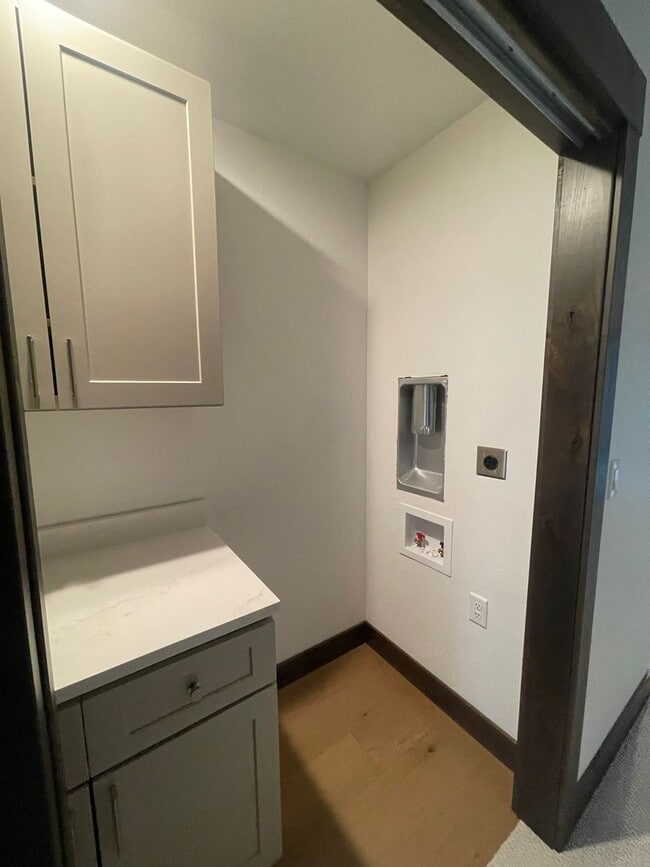 Building Photo - Brand New Three Story Whitefish Townhouse