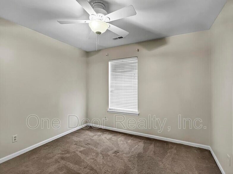 Building Photo - 109 Chardonnay Rd