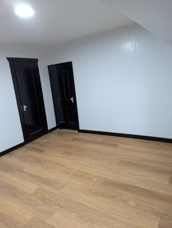 Building Photo - 500 Skyview Ave