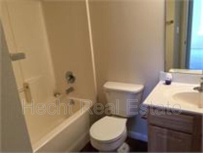 Building Photo - 3119 Douglas Fir Dr