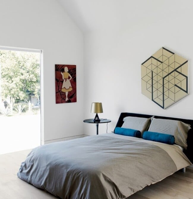 Building Photo - 226 W 25th St