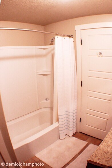 Building Photo - 511 S 700 E