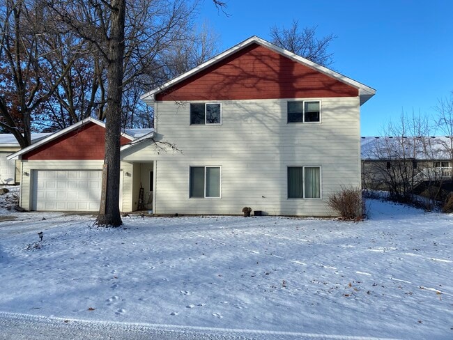 Building Photo - 1805 Ibis Dr