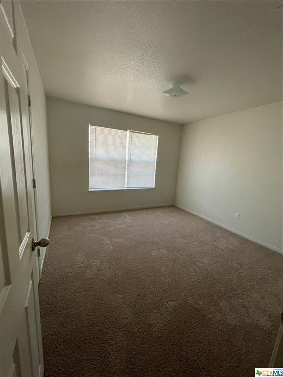 Building Photo - 509 Redbud Dr