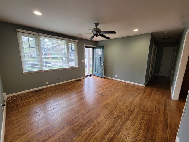 Building Photo - Nashville Rental with One Level Living and...