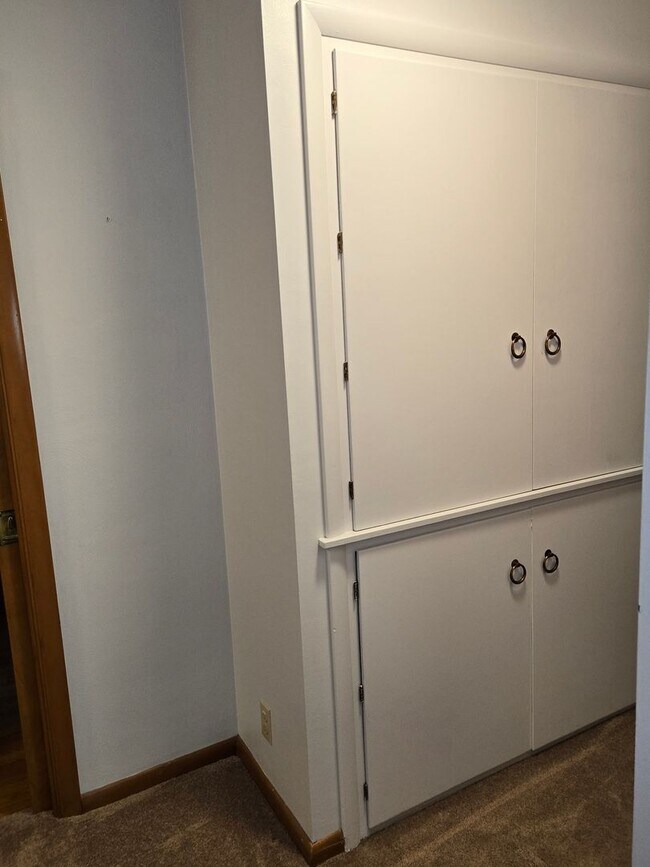 Building Photo - 132 Corll St