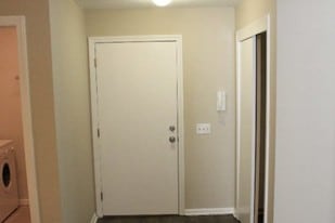 Building Photo - 48 N Mountain Rd