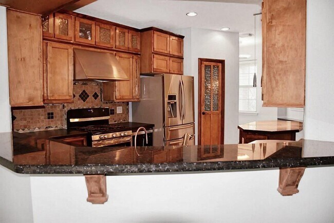 Building Photo - 4406 Park Trail Ln