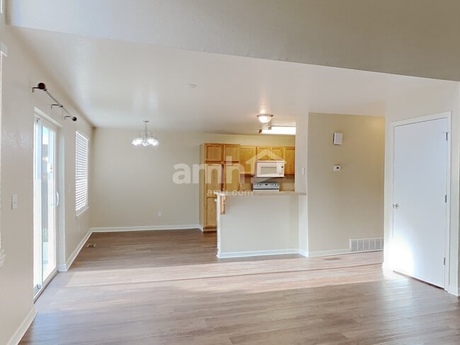 Building Photo - 2108 Hibbard Ln