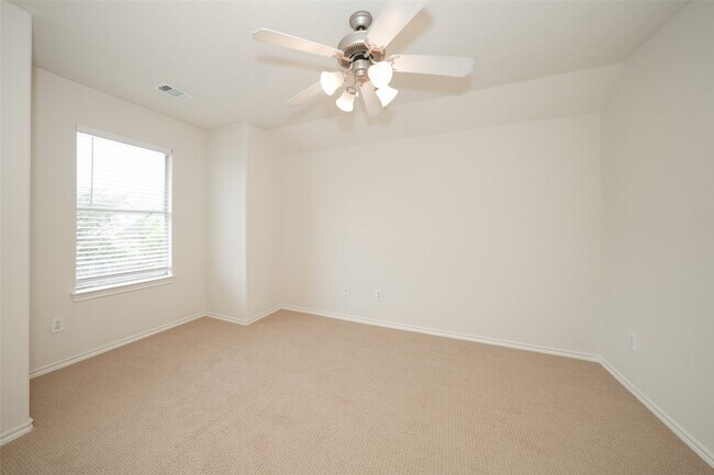 Building Photo - 5119 Moss Garden Ln