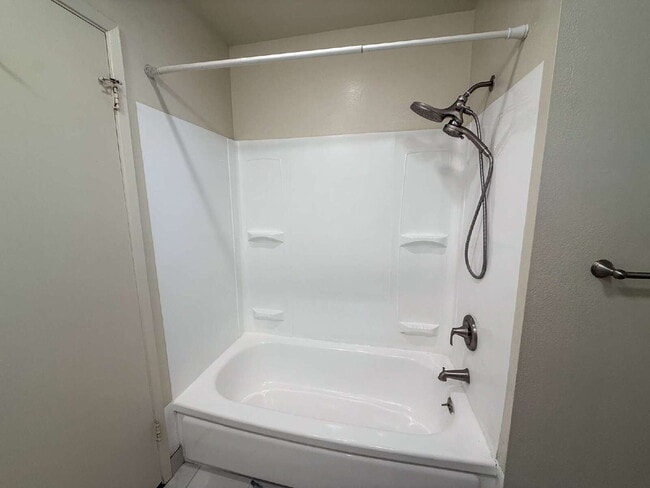 Building Photo - Remodeled 3 Bedroom Home