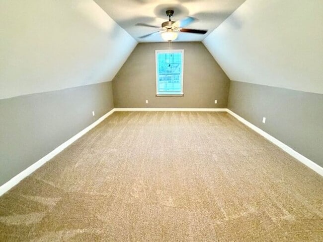Building Photo - Now Leasing a 4 bedroom 3 bath home in Olive Branch