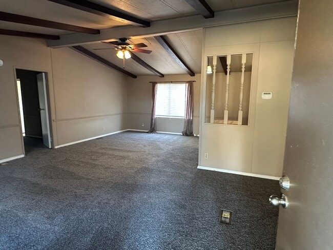 Building Photo - 32221 Rd 108