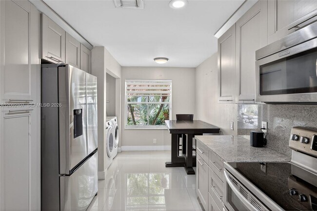 Building Photo - 1956 Pisces Terrace