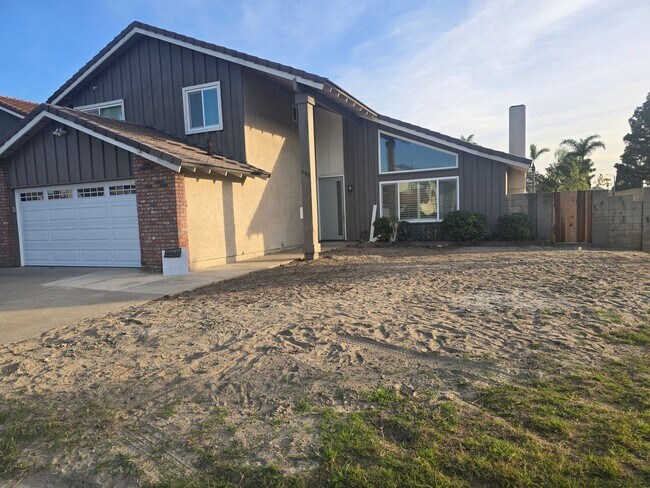 Building Photo - Fully Remodeled 4-Bedroom, 3-Bath Rental Home in Prime Fountain Valley Location