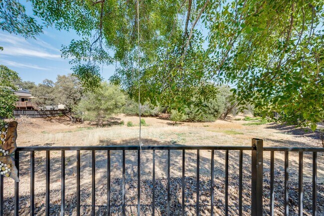 Building Photo - 4011 Prairie Falcon Dr