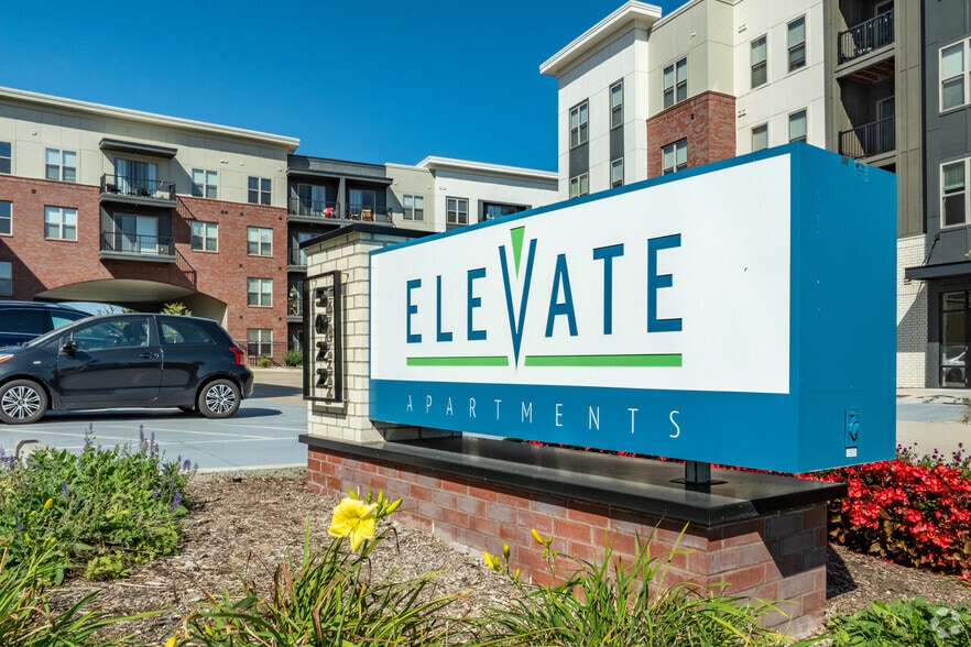 Primary Photo - Elevate Apartments