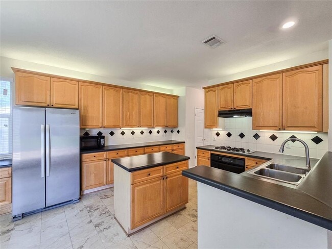 Building Photo - 7005 Rambollet Terrace
