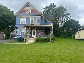 Building Photo - 305 N Lowell Ave
