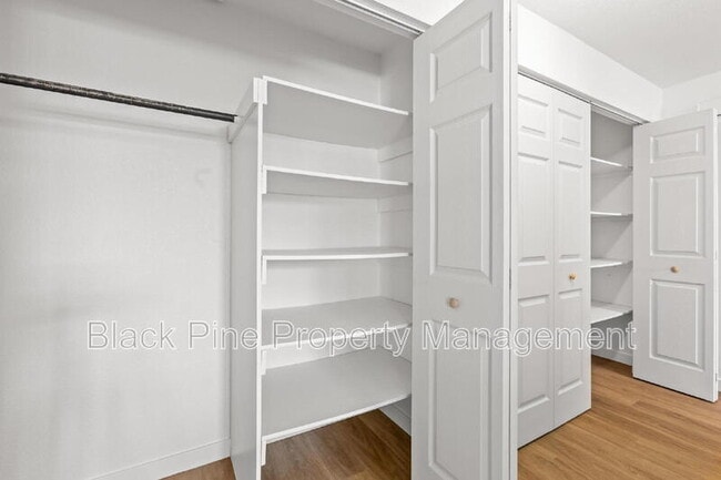 Building Photo - 4872 W Bethel St