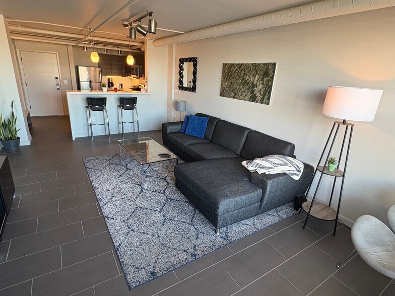 Living Room - 535 W Thomas Rd