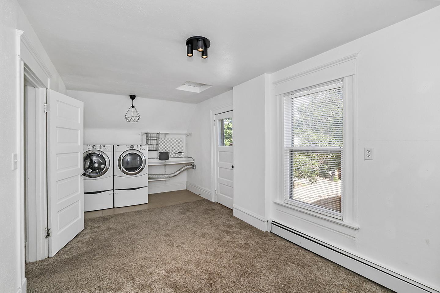 Building Photo - Spacious & light-filled Governors' Park home near Cherry Creek Trail