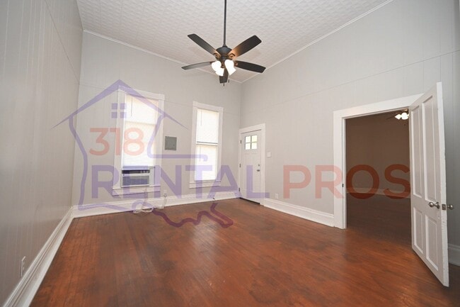 Building Photo - 608/610 S Bonner St