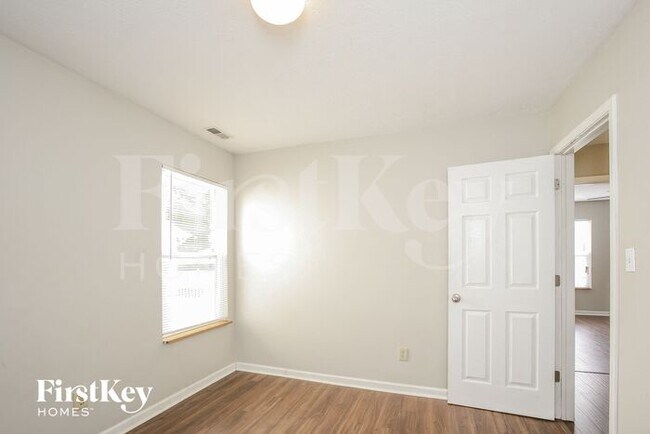 Building Photo - 6029 Polonius Ln