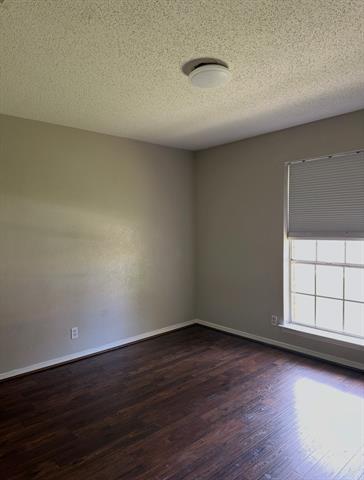 Building Photo - 1121 Goldenrod Dr