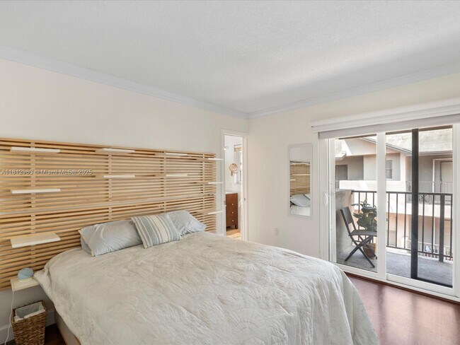 Building Photo - 3097 Bird Ave