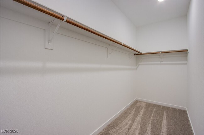 Building Photo - 252 Walsh Peak Ave