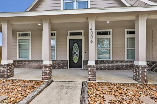 Building Photo - 14006 Tobago Ct