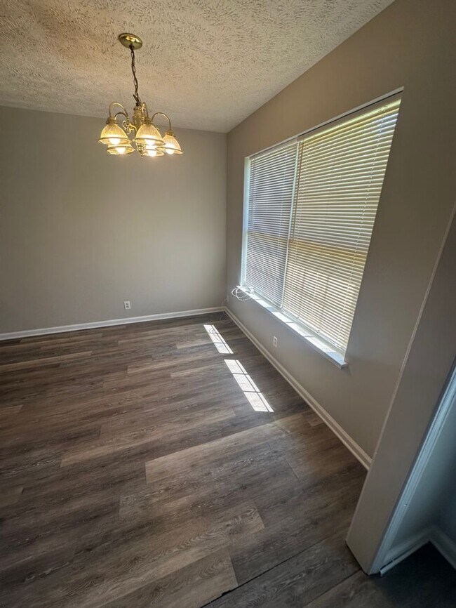 Building Photo - 2506 Gold Valley Dr