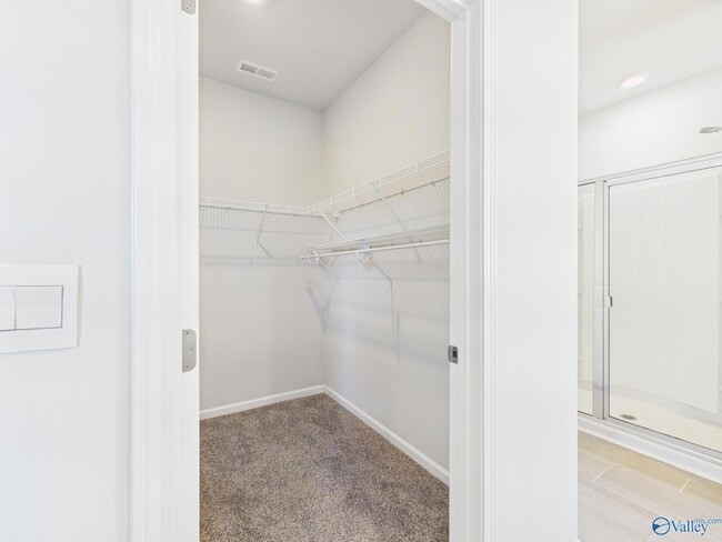 Building Photo - 506 E River Landing Blvd