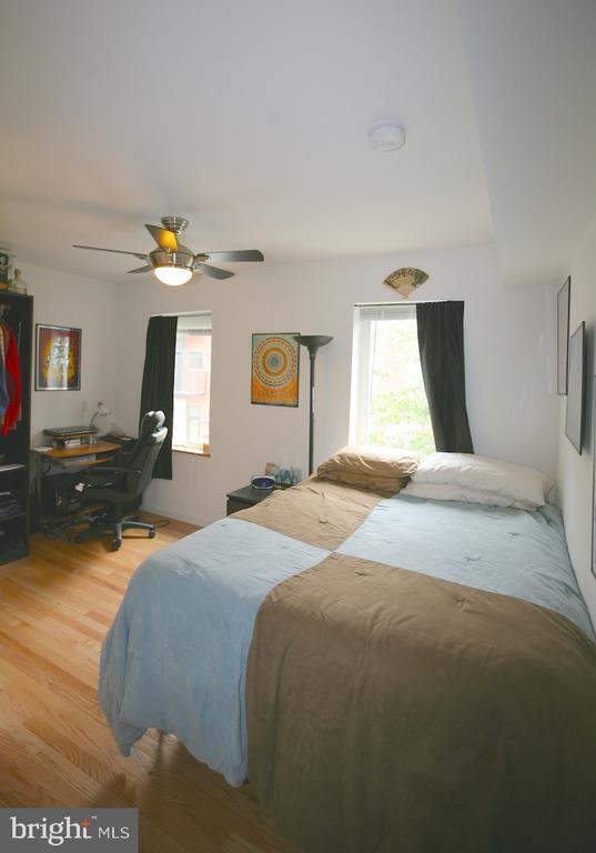 Building Photo - 209 W Wildey St