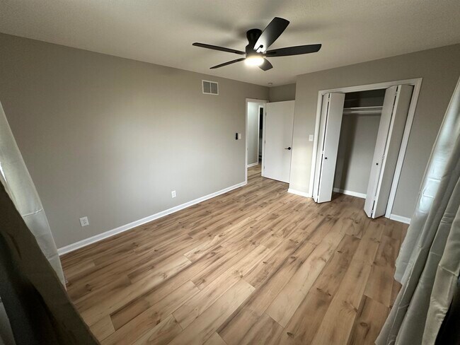 Building Photo - 7269 KY-405