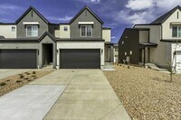 Building Photo - 1487 E 690 N