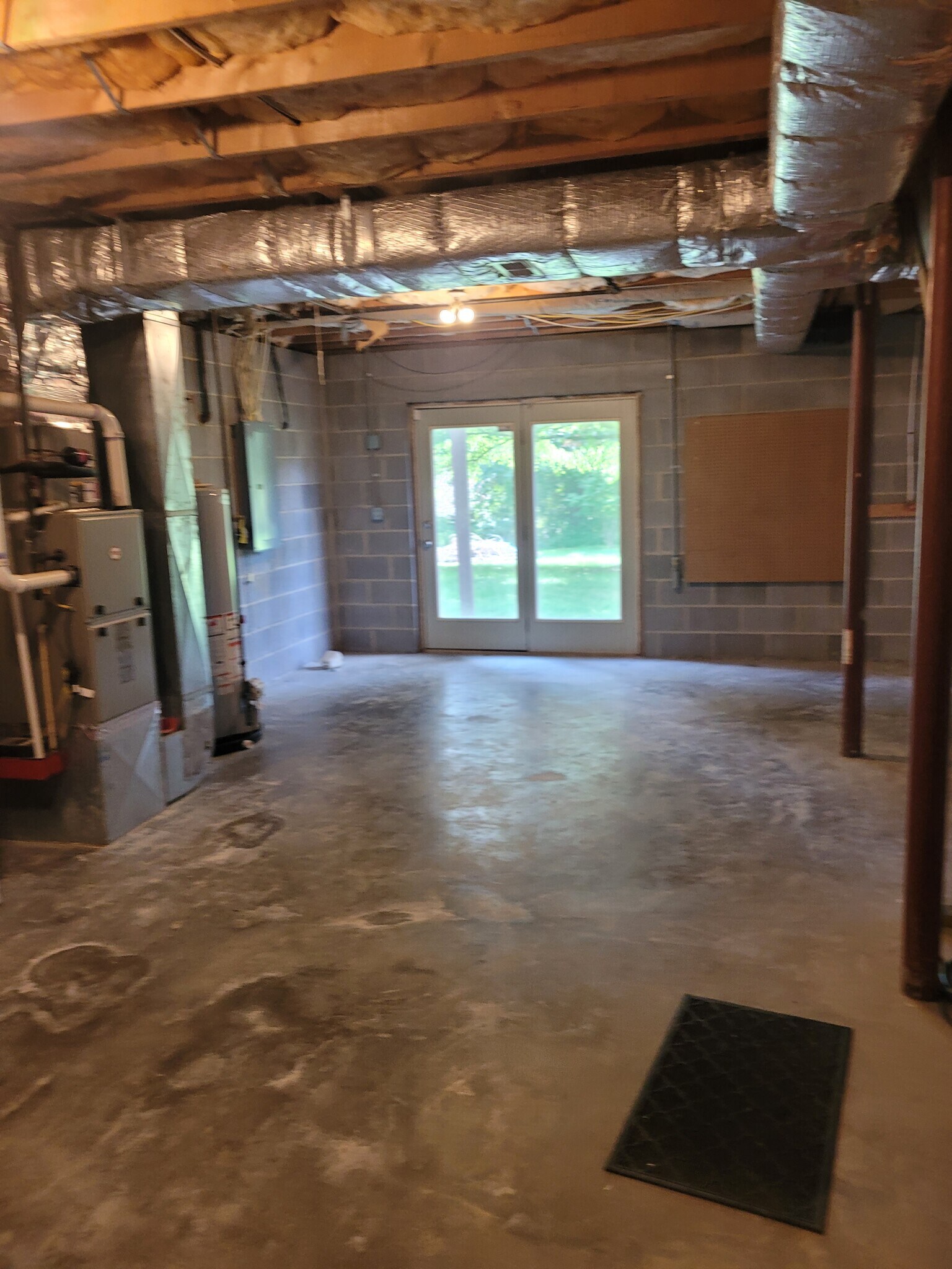 Building Photo - 1405 Karr Ln