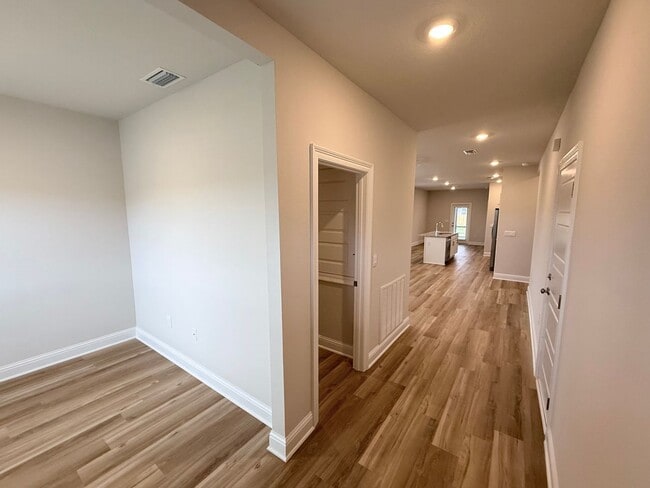 Building Photo - 28073 Hallow Trl