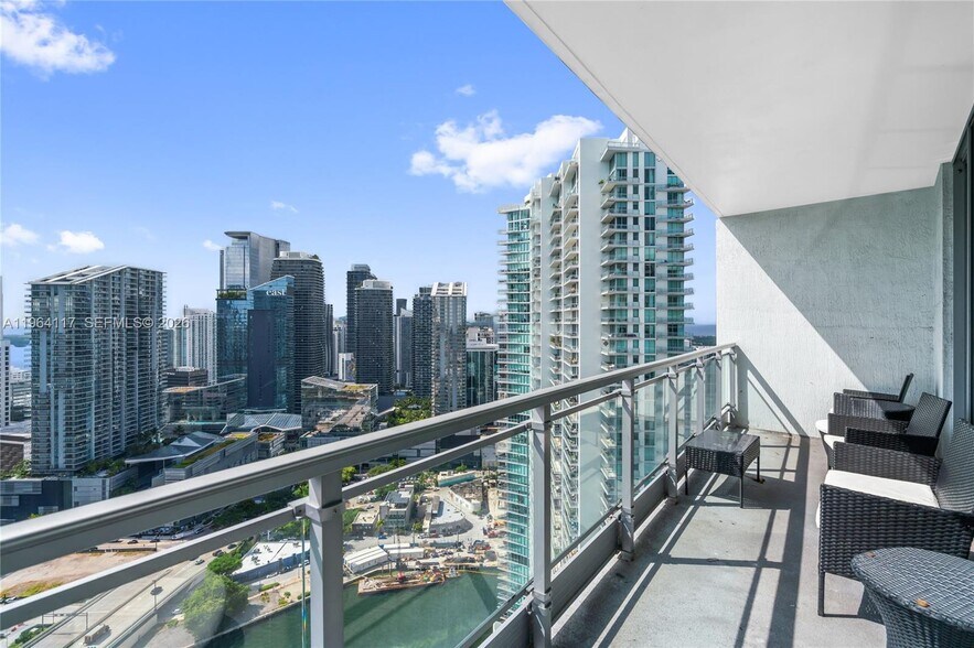 Building Photo - 90 SW 3rd St