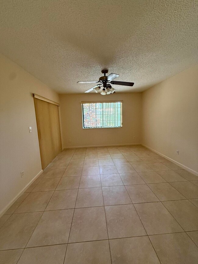 Building Photo - 12028 Royal Palm Blvd