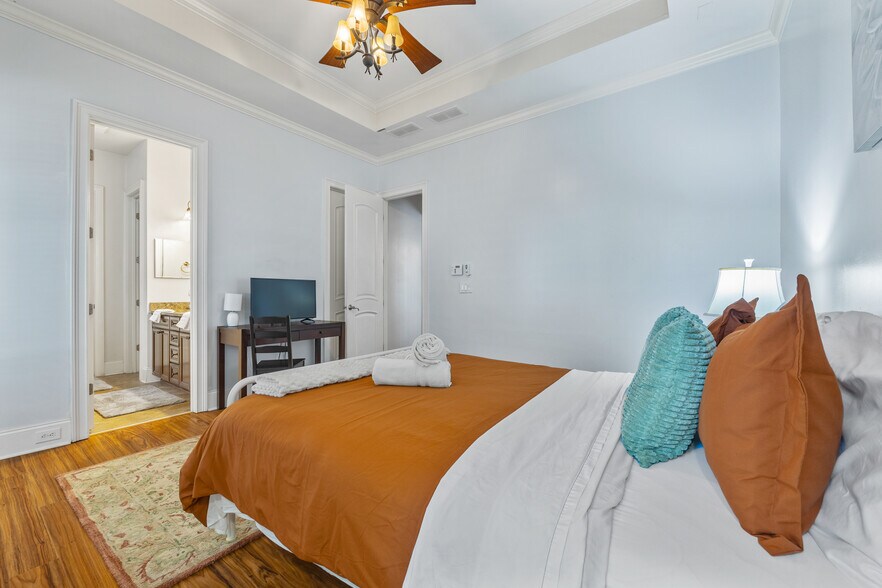 Building Photo - 1267 Atlantic Dr NW