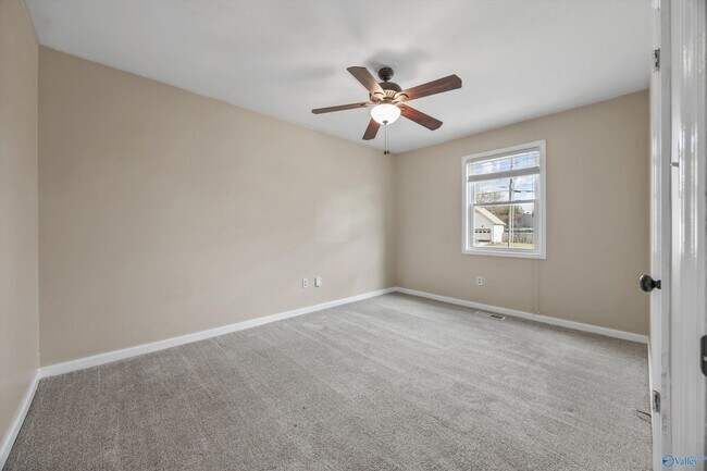 Building Photo - 235 Usher Rd