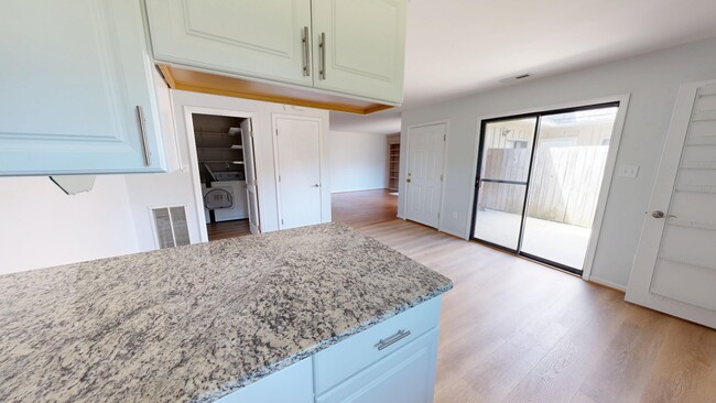 Building Photo - 606 Angler Way