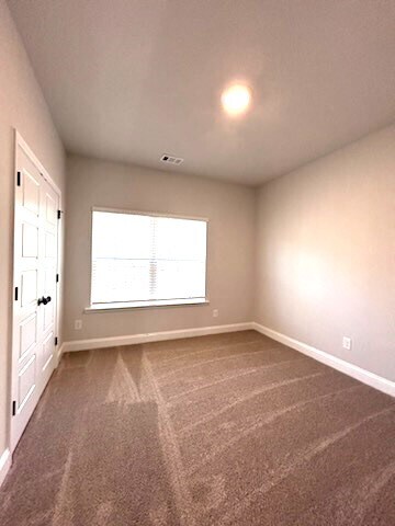 Building Photo - 409 ELWICK Pl