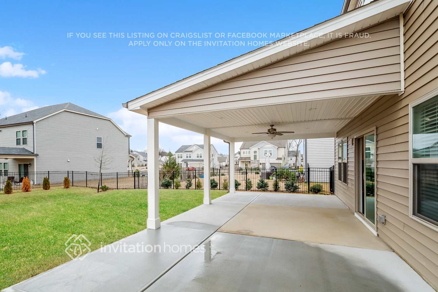 Building Photo - 5915 Fenway Dr