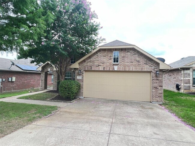 Primary Photo - 10040 Daly Dr