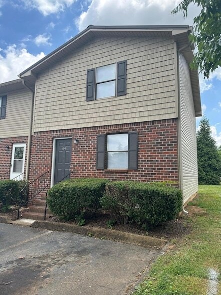 Primary Photo - 4100 N Ocoee St